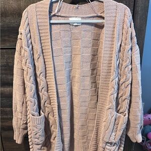 Olive & Oak Textured Knit Sweater - Tan